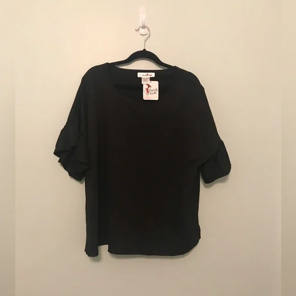 NWT Perfectly Priscilla Black Blouse - Picture 2 of 7